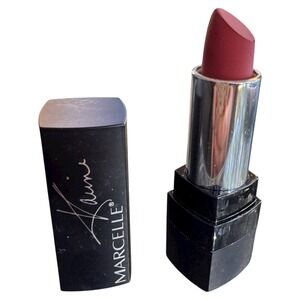 Marcelle Rouge Xpression 975 Velvet Gel Lipstick Red Carpet Makeup‎